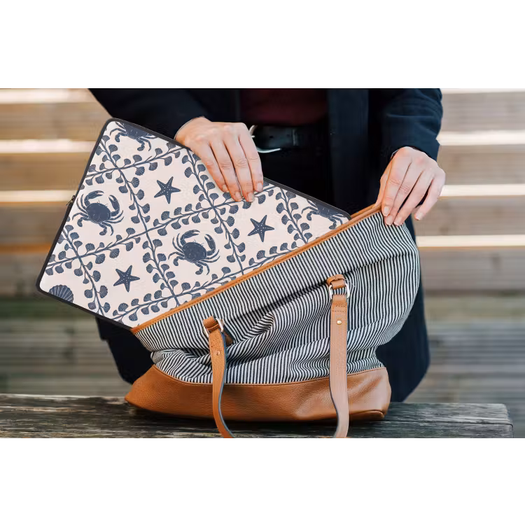 Zee - Krab - Zeester - Patroon - Blauw laptophoes neopreen klein -tas