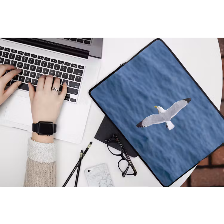 Zeemeeuw - Oceaan - Blauw laptophoes neopreen klein -bureau