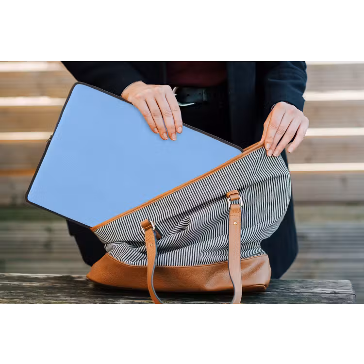 Sky - Glow - Blauw laptophoes neopreen klein 279 -tas
