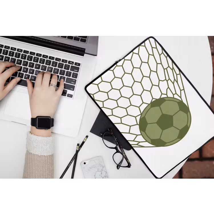 Voetbal - Goal - Sport - Groen laptophoes neopreen klein -bureau