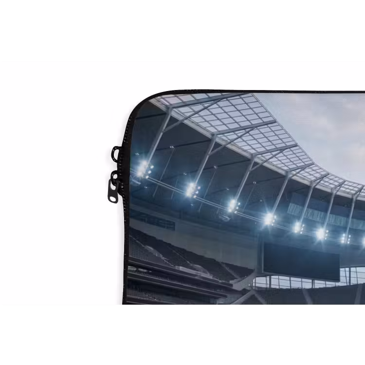 Voetbal - Stadion - Sport - Groen laptophoes neopreen klein -detail