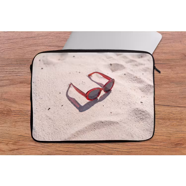 Zonnebril - Strand - Vakantie - Rood laptophoes neopreen klein -tafel