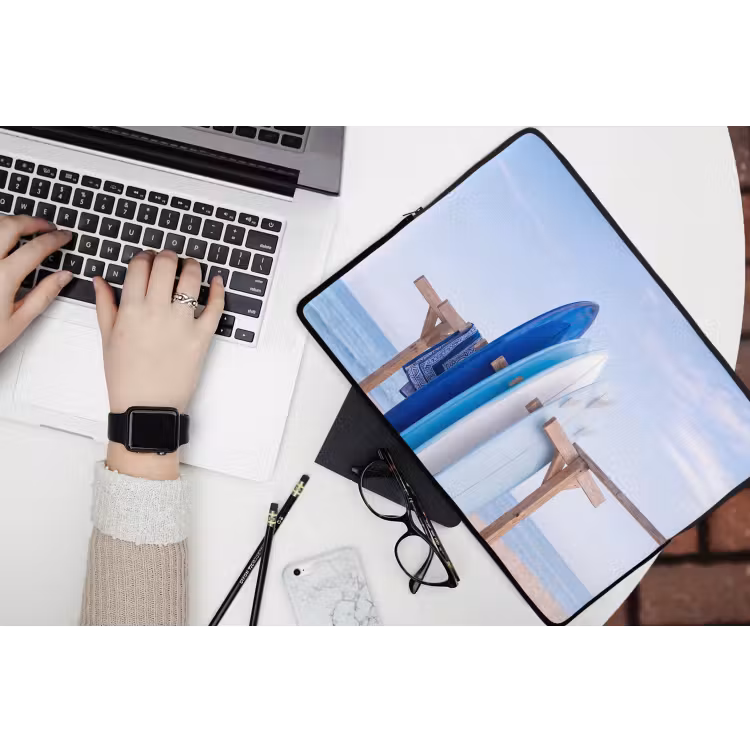 Surfplank - Strand - Zomer - Blauw - Water laptophoes neopreen klein -bureau