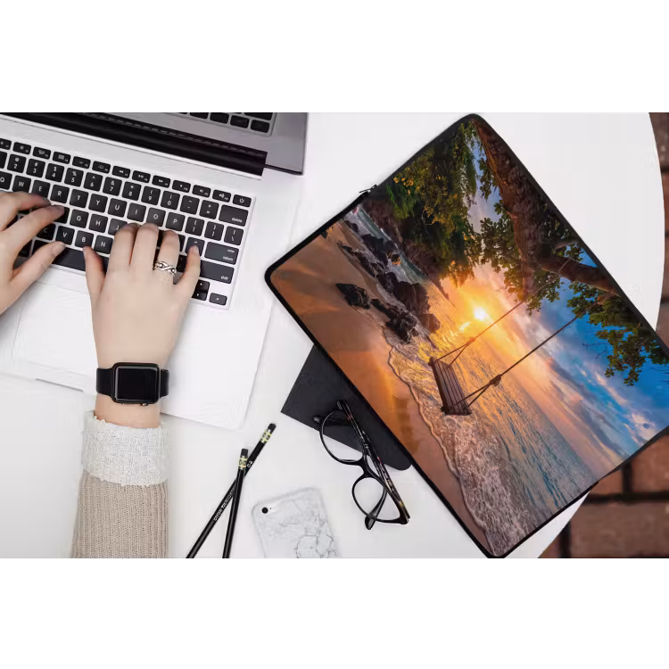 Schommel - Strand - Zonsondergang - Natuur - Oranje laptophoes neopreen klein -bureau