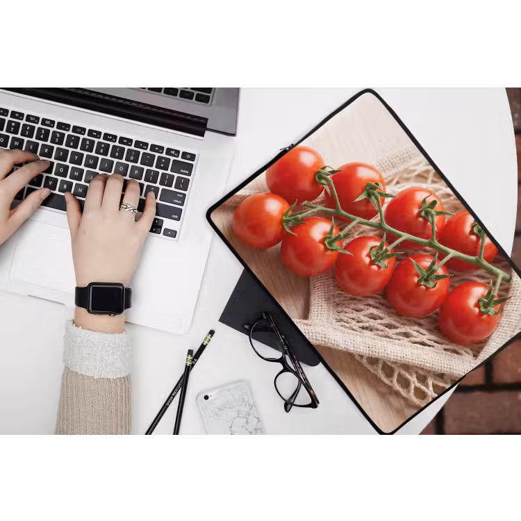 Laptop Sleeve - Tomatoes - Fresh - Food - Tomaten - Vers - Eten laptophoes neopreen klein