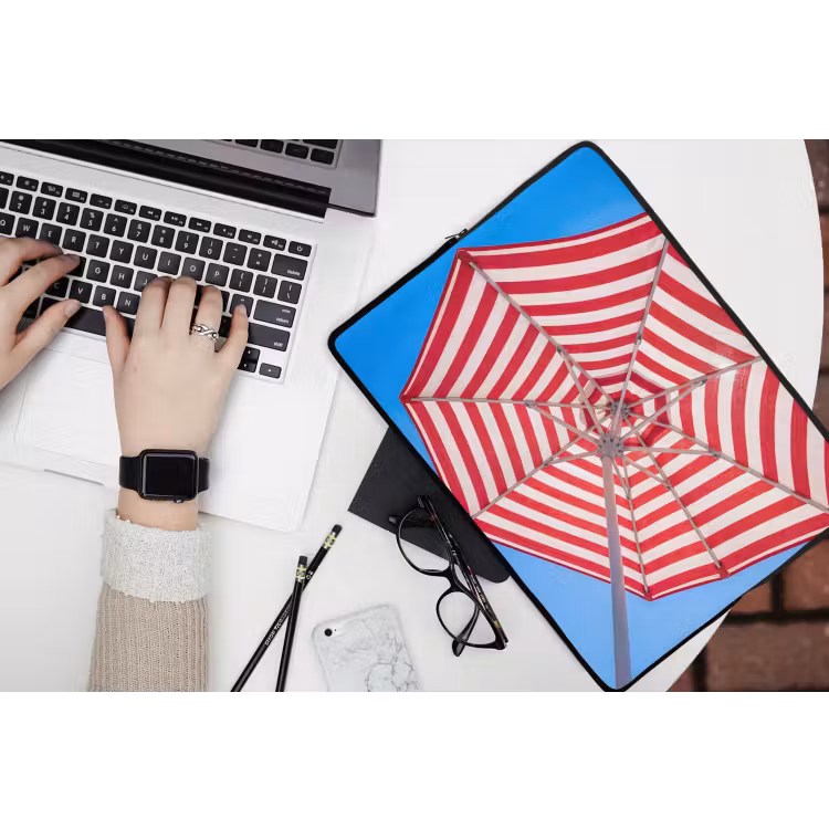 Parasol - Strepen - Zomer - Rood - Blauw laptophoes neopreen klein -bureau
