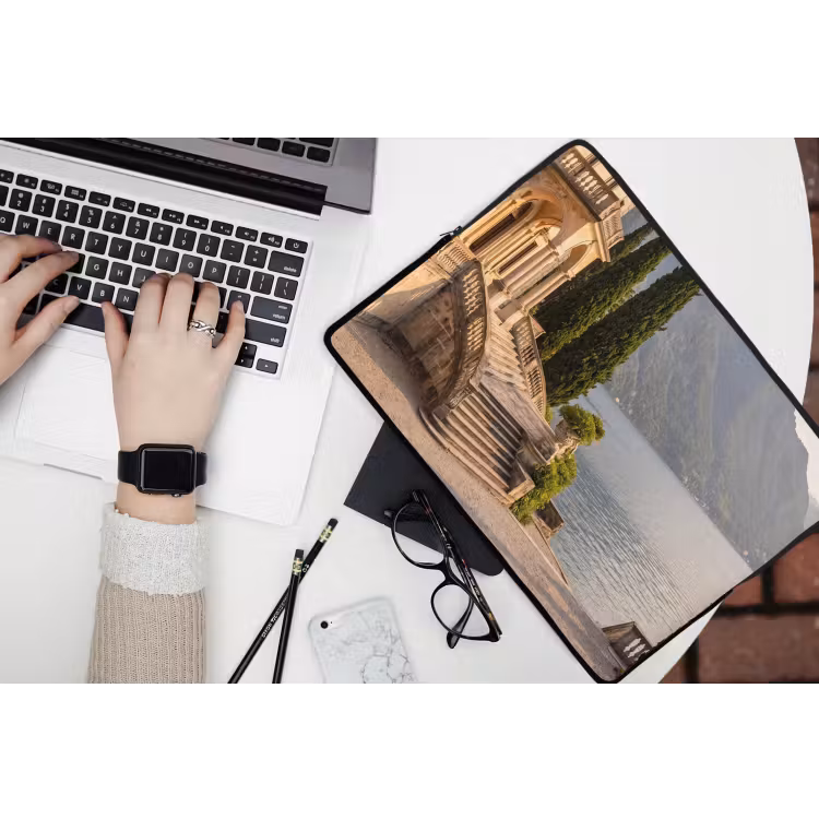 Laptop Sleeve - Villa - Water - Stairs - Villa - water -trappen laptophoes neopreen klein