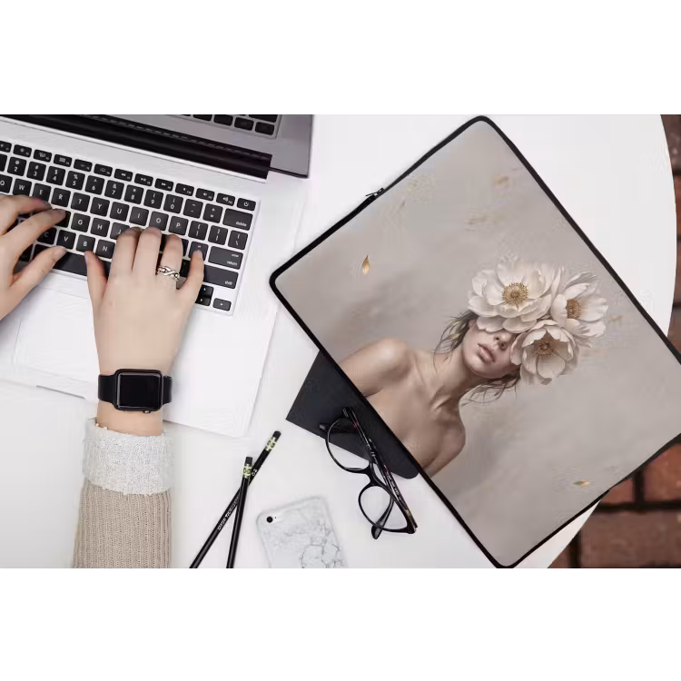 Vrouw - Pioenroos - Wit laptophoes neopreen klein -bureau