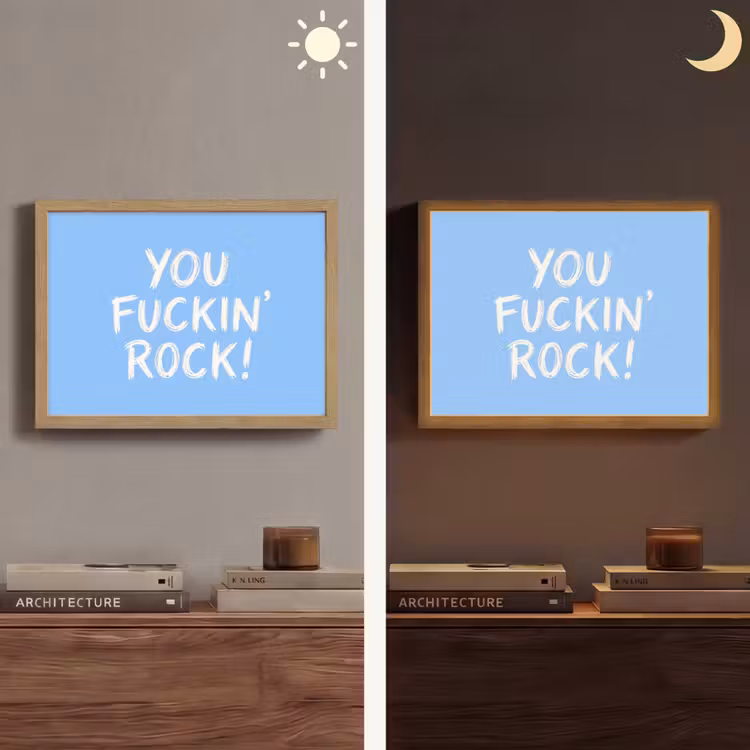 Blauw - Wit - You fuckin rock Light Box met batterij (Wandlamp) middel -sfeer3