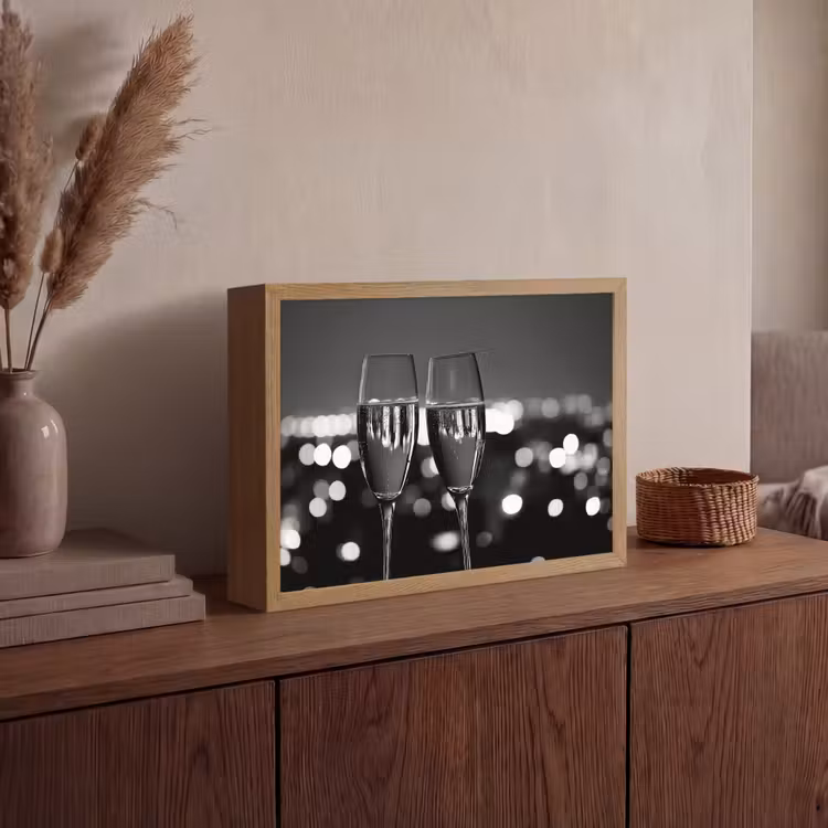 Bubbels - Proosten - Champagneglazen - Stadslichten Light Box met batterij (Wandlamp) middel -sfeer2