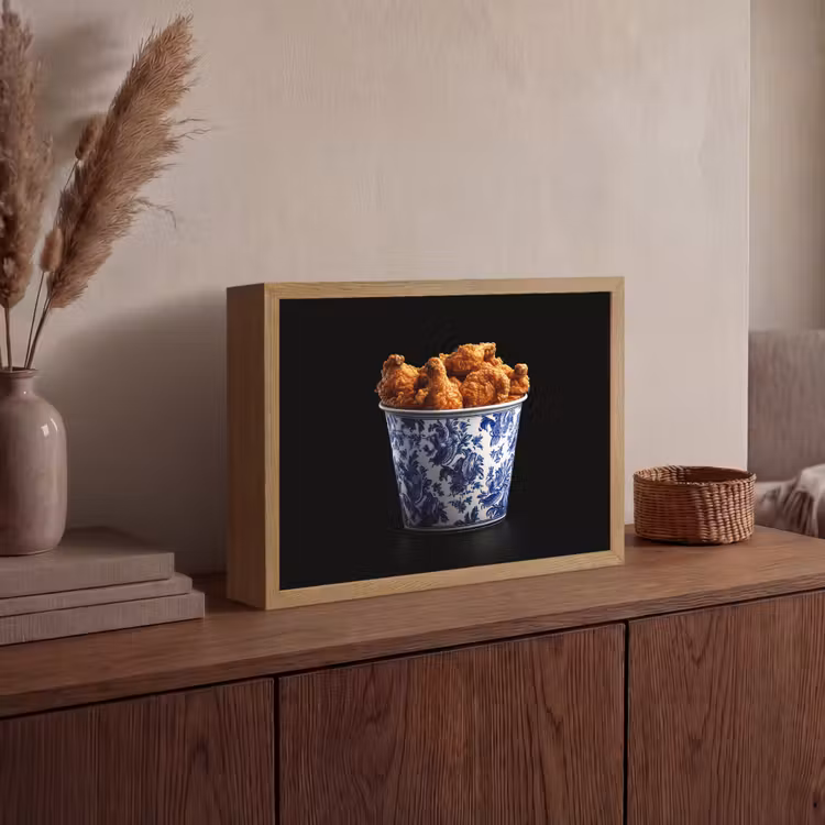 Kip - Bucket - Delfts blauw - Lekker Light Box met batterij (Wandlamp) middel -sfeer2