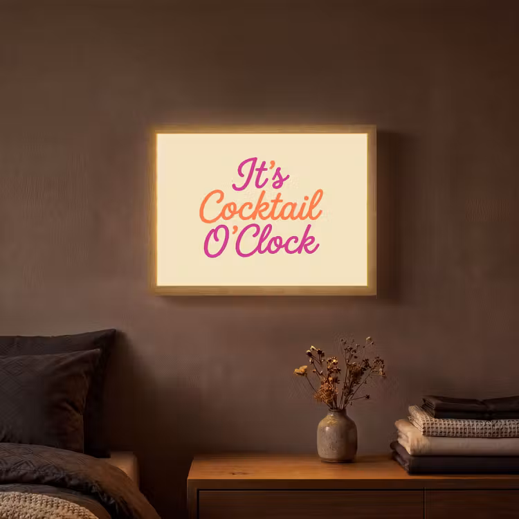 Cocktail O'Clock - Geel - Retro Light Box met batterij (Wandlamp) middel -sfeer4