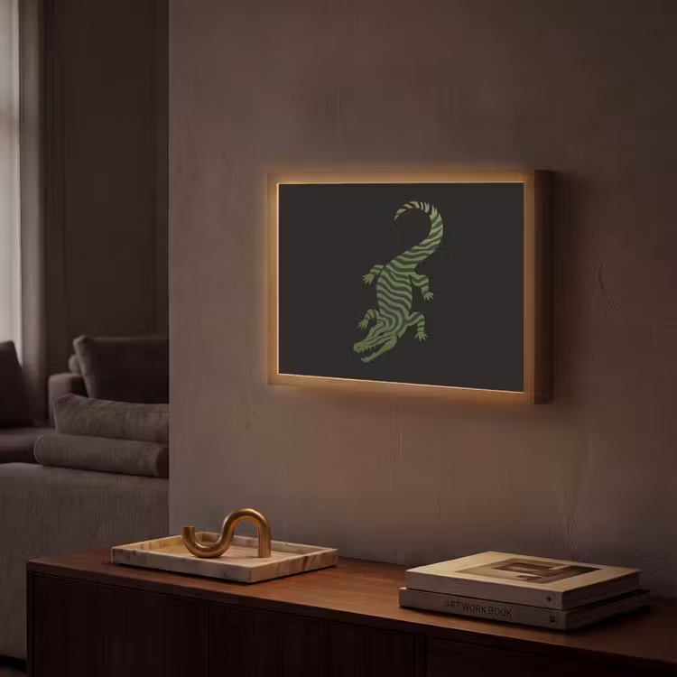 Krokodil - Groen - Tijgerachtig - Strepen Light Box met batterij (Wandlamp) middel -sfeer1