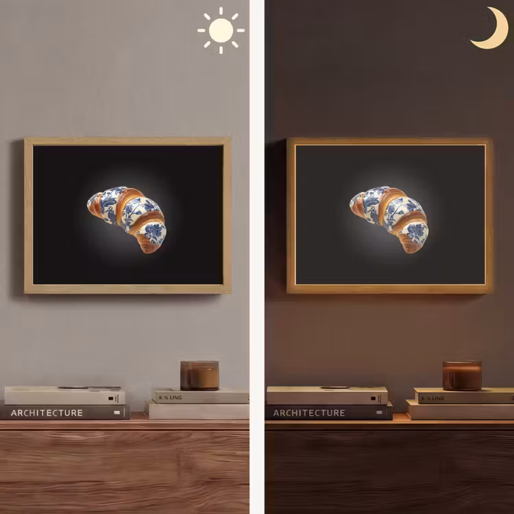 Croissant - Bloemenpatroon - Delftsblauw Light Box met batterij (Wandlamp) middel -sfeer3