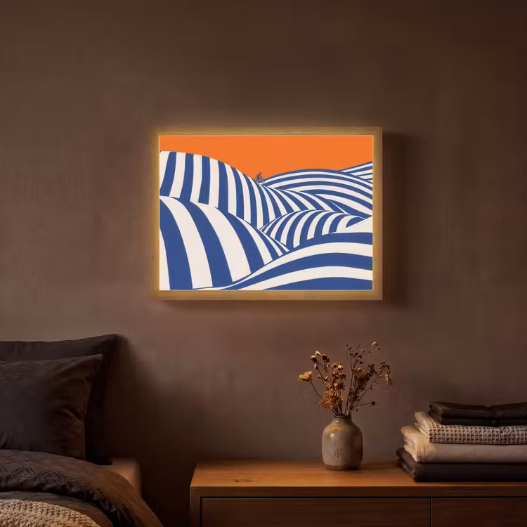 Fietser - Heuvels - Strepen - Blauw Light Box met batterij (Wandlamp) middel -sfeer4
