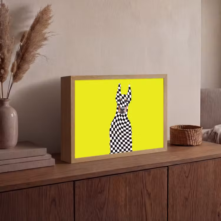 Dobermann - Geblokt - Geel Light Box met batterij (Wandlamp) middel -sfeer2
