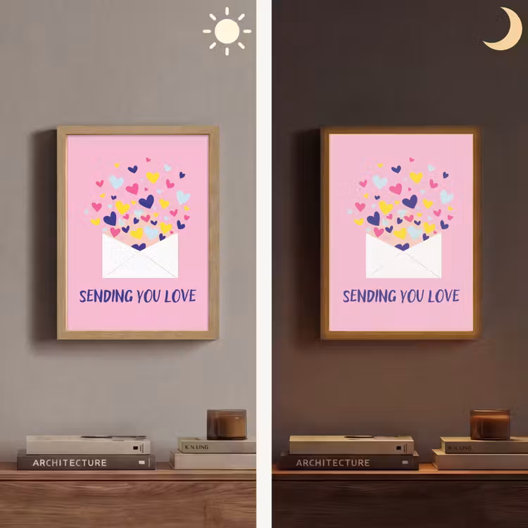 Envelop - Love - Hartjes - Valentijn Light Box met batterij (Wandlamp) middel -sfeer3
