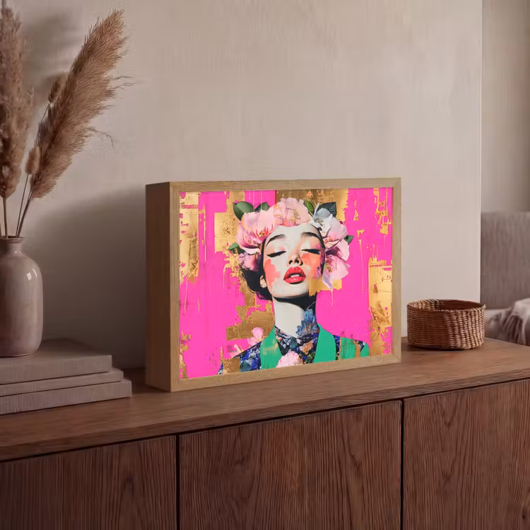 Bloemenkroon - Goud - Vrouw - Portret Light Box met batterij (Wandlamp) middel -sfeer2
