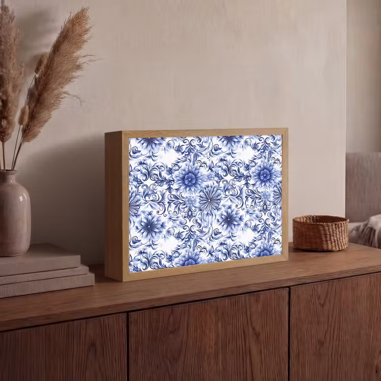Bloemen - Blauw - Patroon - Wit Light Box met batterij (Wandlamp) middel 907 -sfeer2