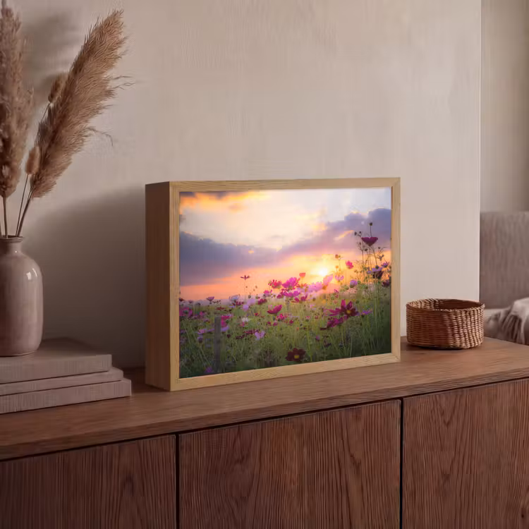 Bloemen - Roze - Zonsondergang - Natuur - Weide - Horizon Light Box met batterij (Wandlamp) middel -sfeer2