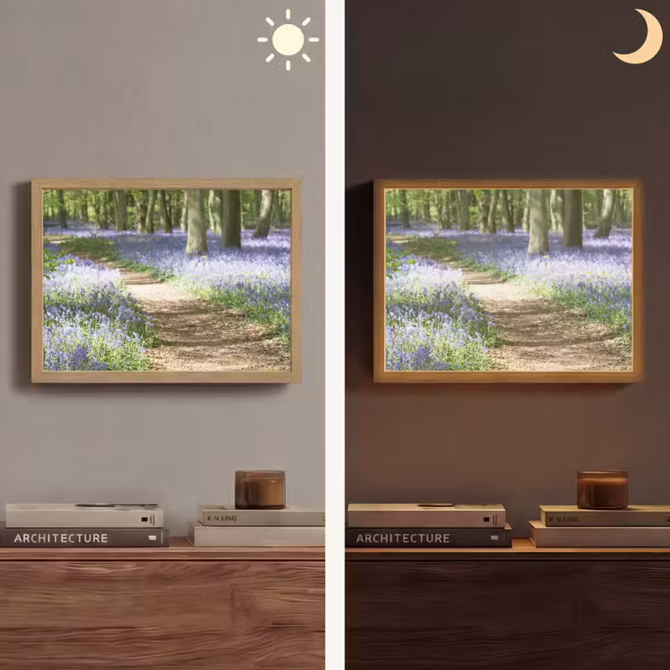 Bos - Pad - Bloemen - Paars - Groen - Natuur Light Box met batterij (Wandlamp) middel -sfeer3