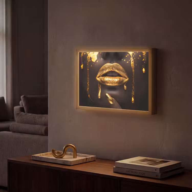 Gouden lippen - Gezicht - Vrouw - Modern Light Box met batterij (Wandlamp) middel -sfeer1