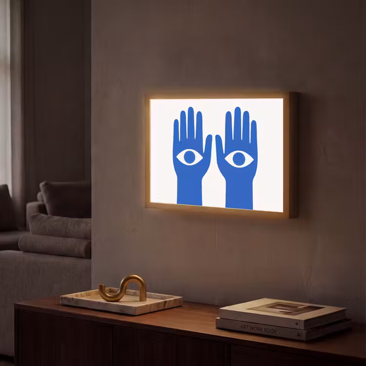 Handen - Twee - Ogen - Blauw Light Box met batterij (Wandlamp) middel -sfeer1