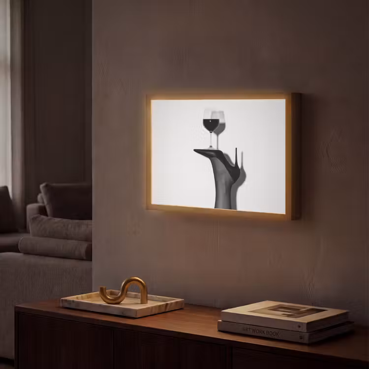 Hak - Wijn - Minimalistisch - Zwart Light Box met batterij (Wandlamp) middel -sfeer1