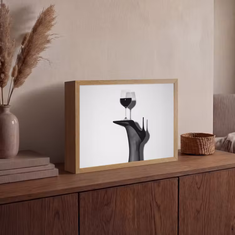 Hak - Wijn - Minimalistisch - Zwart Light Box met batterij (Wandlamp) middel -sfeer2