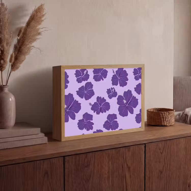 Hibiscus - Bloemen - Paars Light Box met batterij (Wandlamp) middel 907 -sfeer2