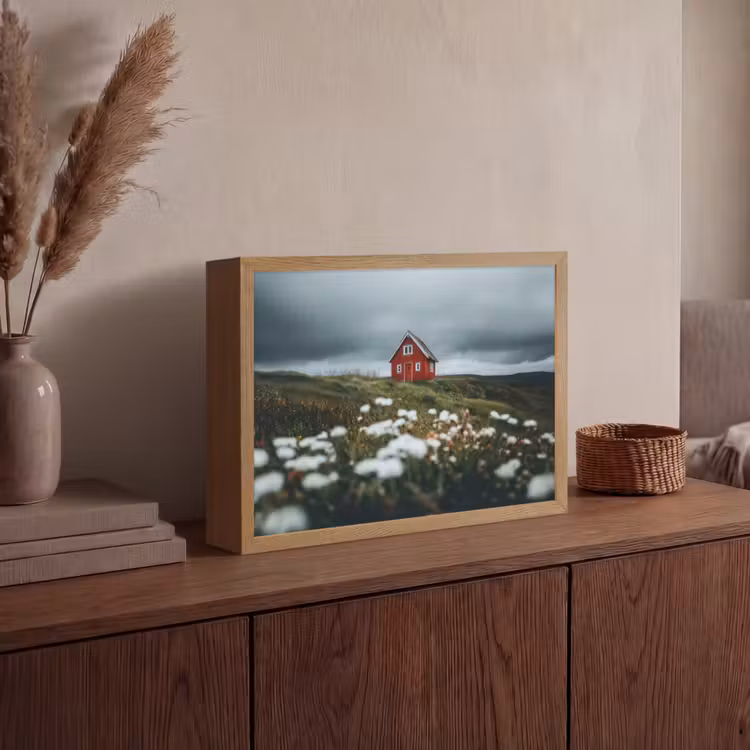 Heuvel - Huisje - Bloemen - Wit Light Box met batterij (Wandlamp) middel -sfeer2