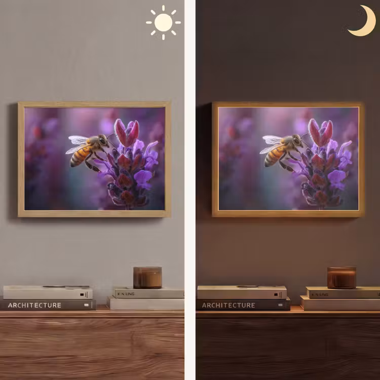 Honingbij - Paarse bloemen - Details Light Box met batterij (Wandlamp) middel -sfeer3