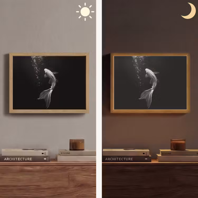 Koi - Vis - Wit - Zwart Light Box met batterij (Wandlamp) middel -sfeer3