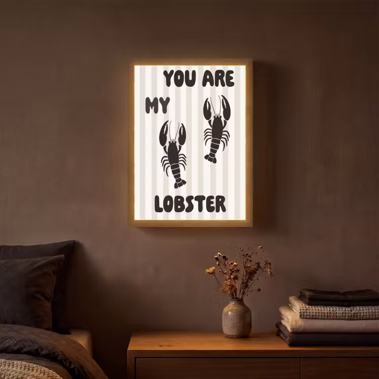 Lobster - Beige - Minimalistisch Light Box met batterij (Wandlamp) middel -sfeer4