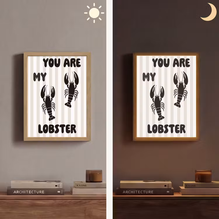 Lobster - Beige - Minimalistisch Light Box met batterij (Wandlamp) middel -sfeer3