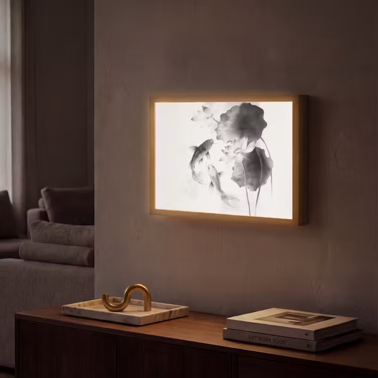 Lotusbloemen - Vissen - Bladeren - Zwart Light Box met batterij (Wandlamp) middel -sfeer1