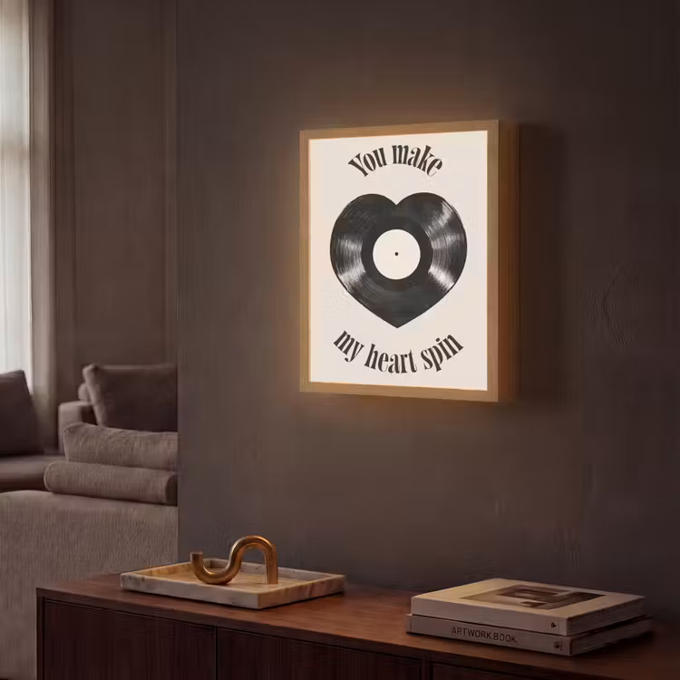 Love - Muziek - Quote Light Box met batterij (Wandlamp) middel -sfeer1