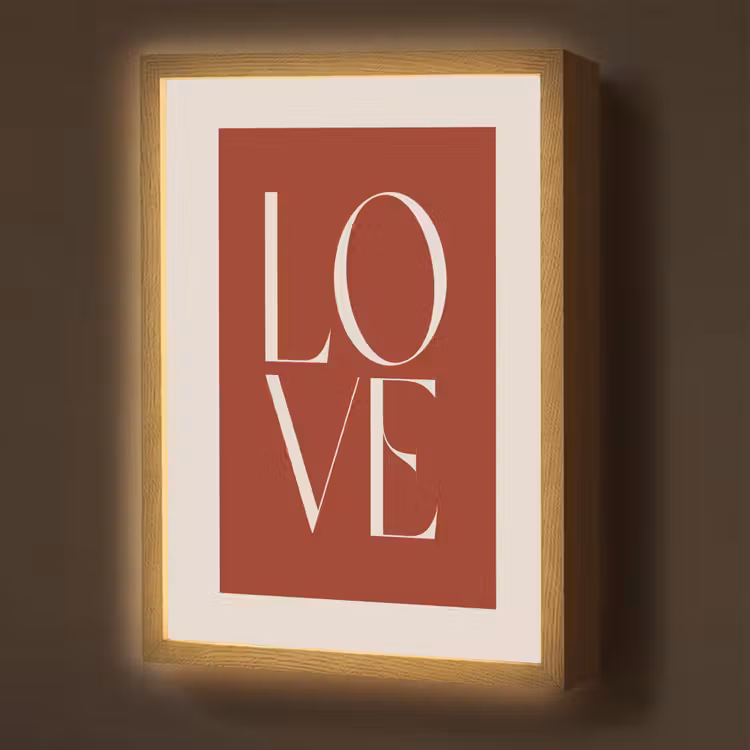 Love - Rood - Minimalistisch Light Box met batterij (Wandlamp) middel -z3d_website