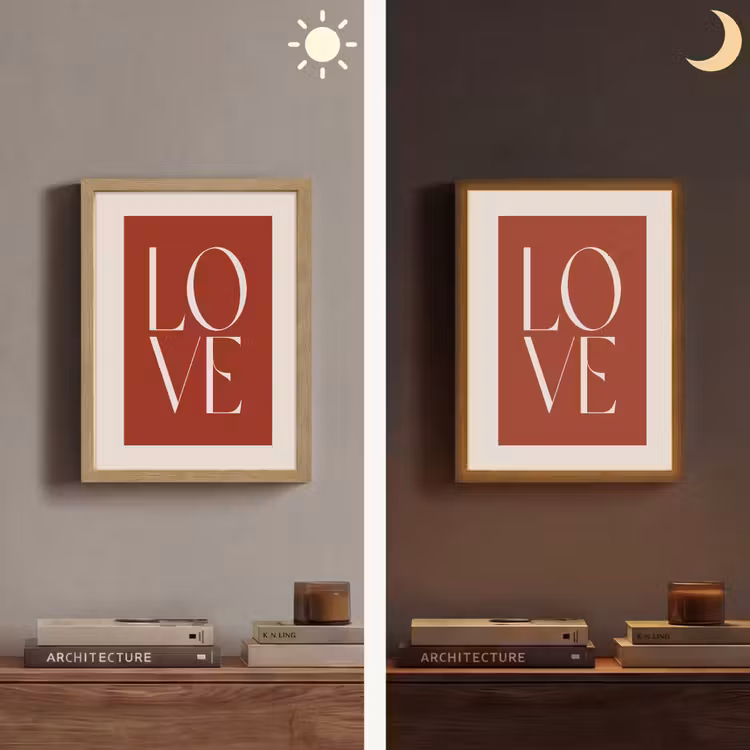 Love - Rood - Minimalistisch Light Box met batterij (Wandlamp) middel -sfeer3
