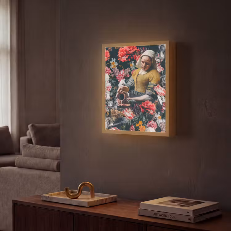 Melkmeisje - Johannes Vermeer - Bloemen - Roze Light Box met batterij (Wandlamp) middel -sfeer1