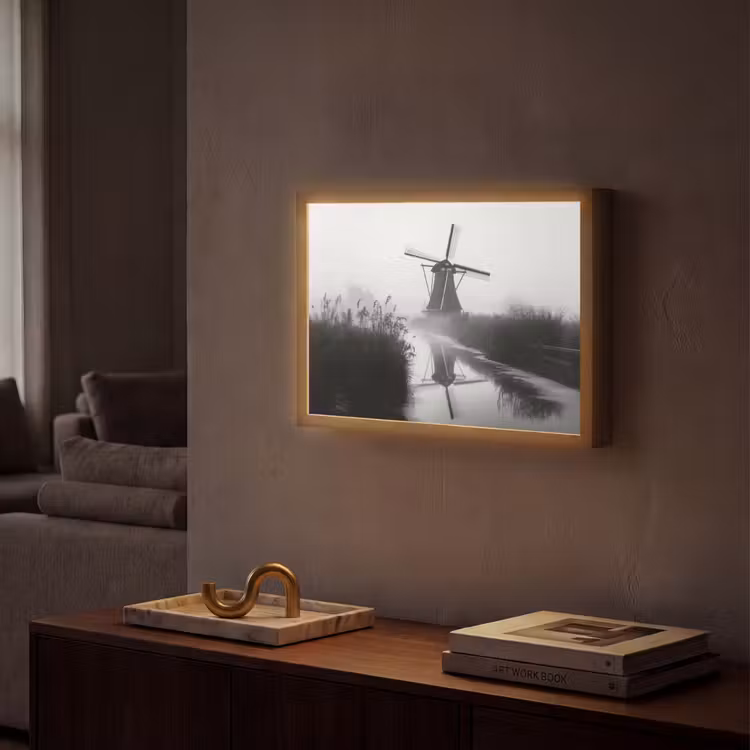 Molen - Weerspiegeling - Landschap - Water Light Box met batterij (Wandlamp) middel -sfeer1