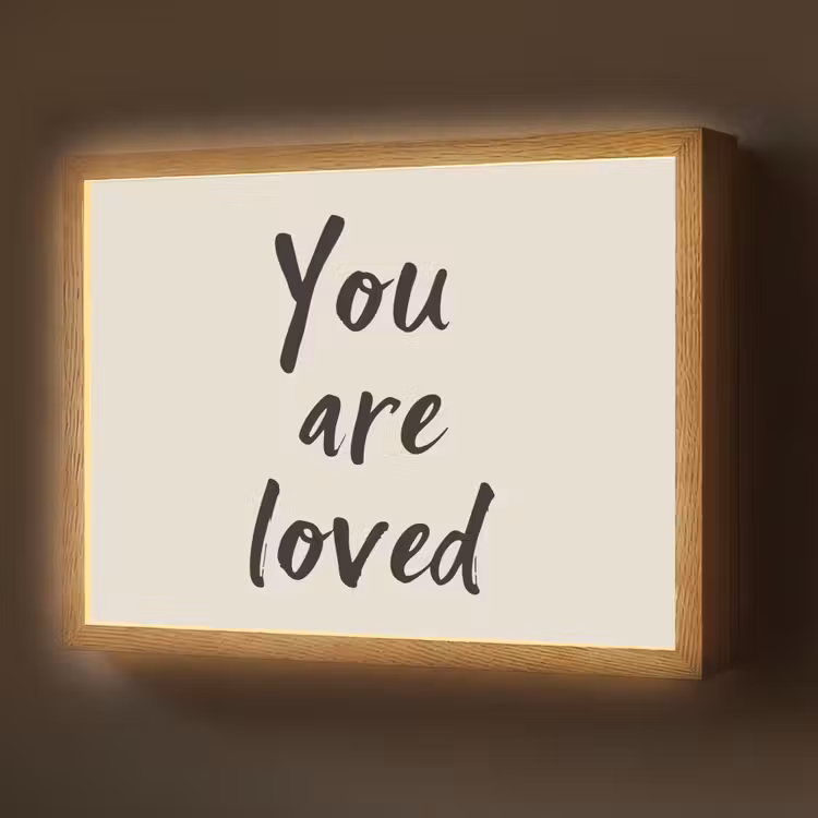 Minimalistisch - Beige - Love Light Box met batterij (Wandlamp) middel -z3d_website
