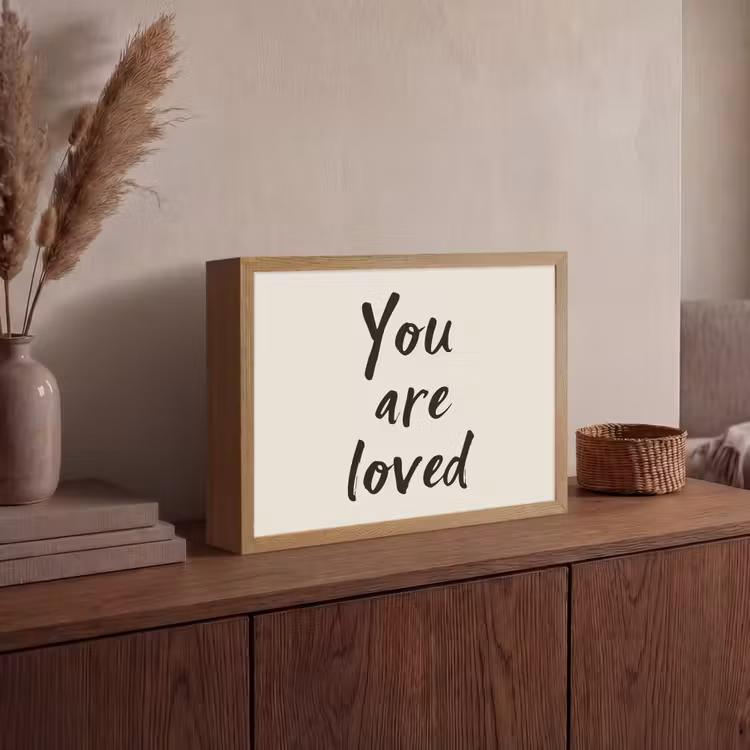 Minimalistisch - Beige - Love Light Box met batterij (Wandlamp) middel -sfeer2