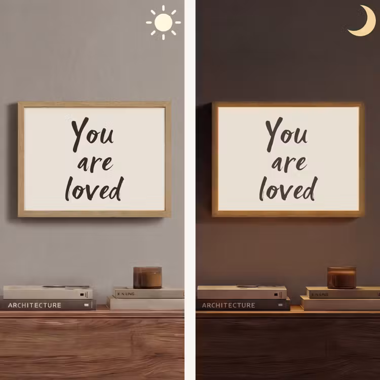 Minimalistisch - Beige - Love Light Box met batterij (Wandlamp) middel -sfeer3