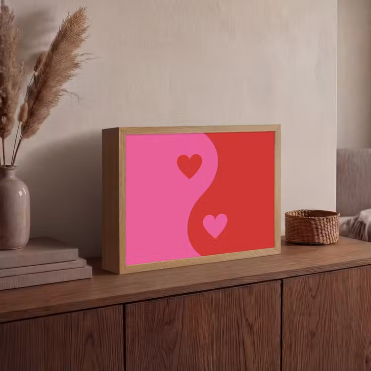 Minimalistisch - Rood - Roze - Hartjes Light Box met batterij (Wandlamp) middel -sfeer2