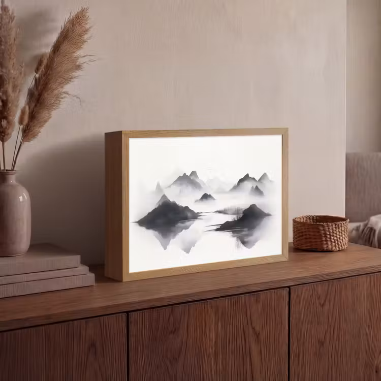 Bergen - Mistig - Water - Wit Light Box met batterij (Wandlamp) middel -sfeer2