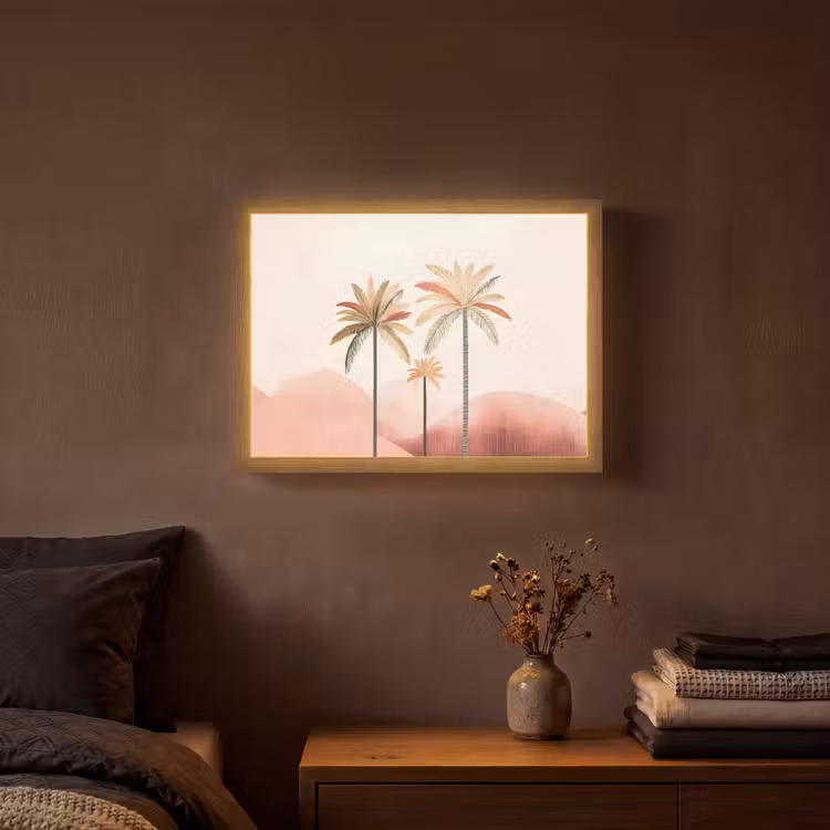 Palmbomen - Heuvels - Minimalistisch - Zachtroze Light Box met batterij (Wandlamp) middel -sfeer4