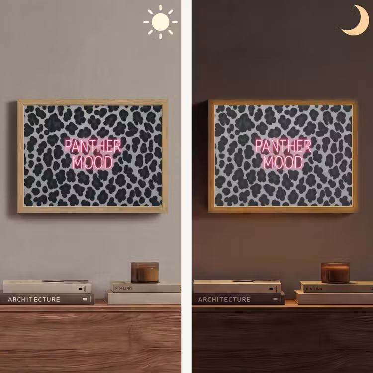 Panterprint - Zwart - Neonletters - Roze Light Box met batterij (Wandlamp) middel -sfeer3