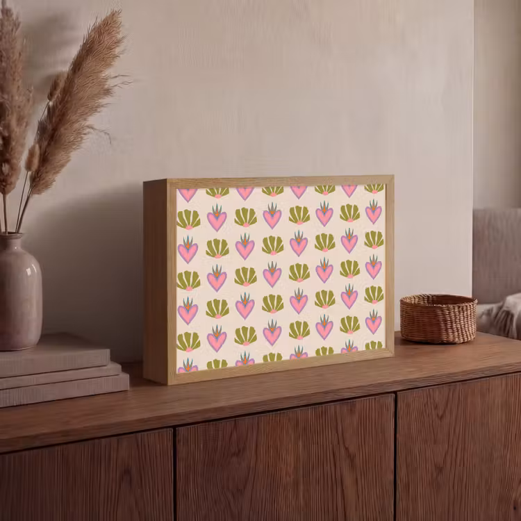 Patroon - Beige - Hartjes - Bloemen Light Box met batterij (Wandlamp) middel 907 -sfeer2