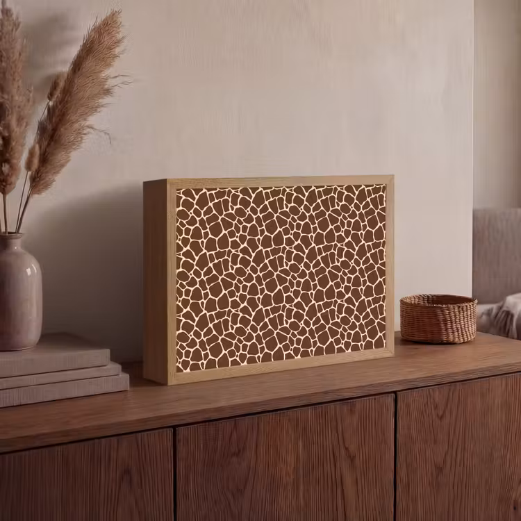 Patroon - Giraf - Bruin Light Box met batterij (Wandlamp) middel 907 -sfeer2